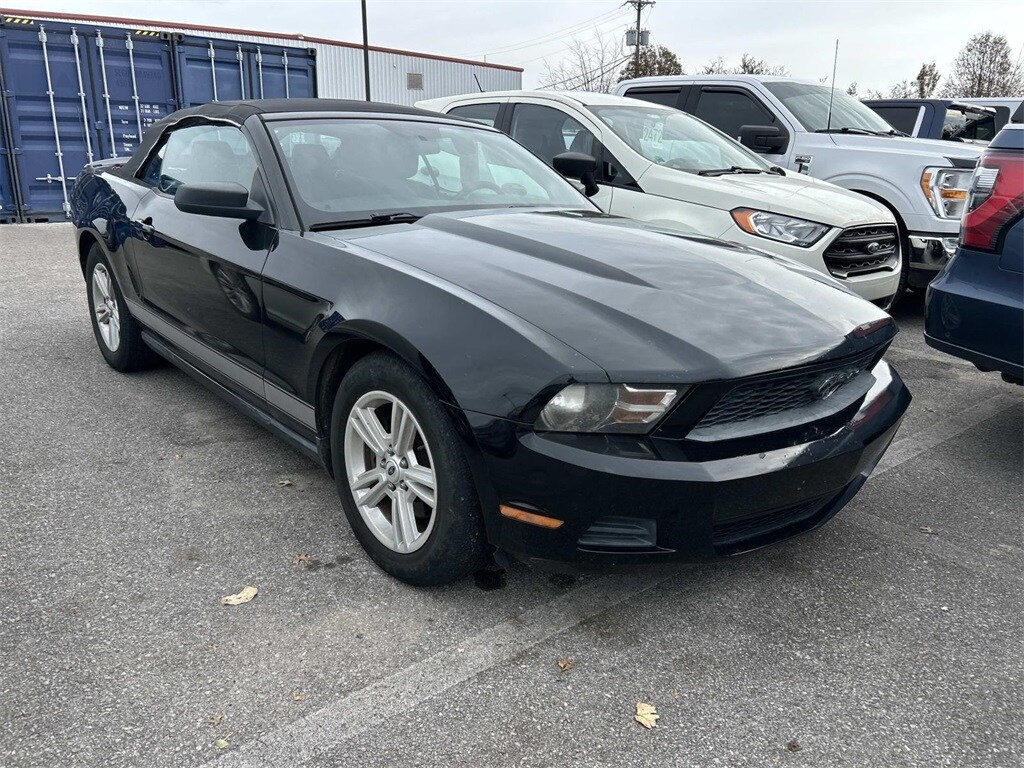 Used 2012 Ford Mustang V6 Convertible