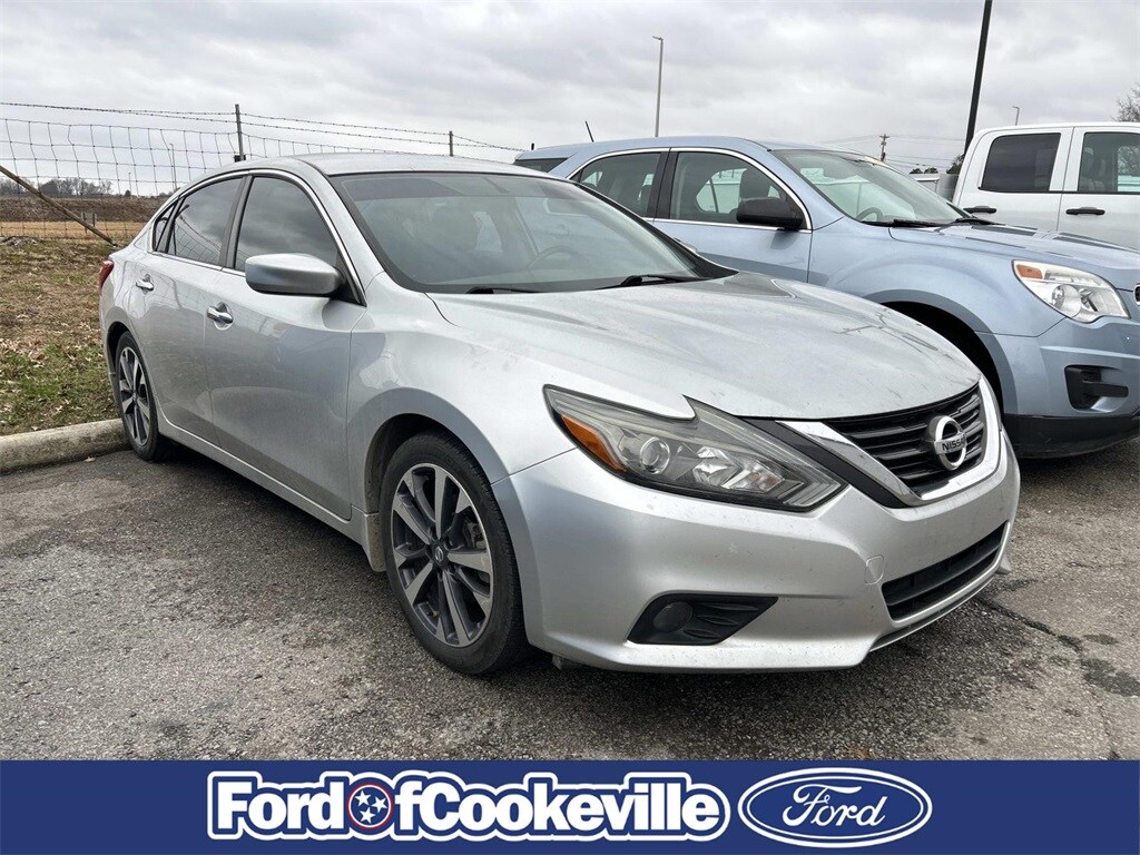 Used 2016 Nissan Altima 2.5 SR Sedan