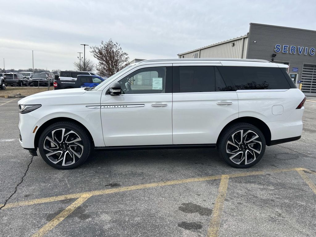 2026 Lincoln Navigator Reserve - Photo 7