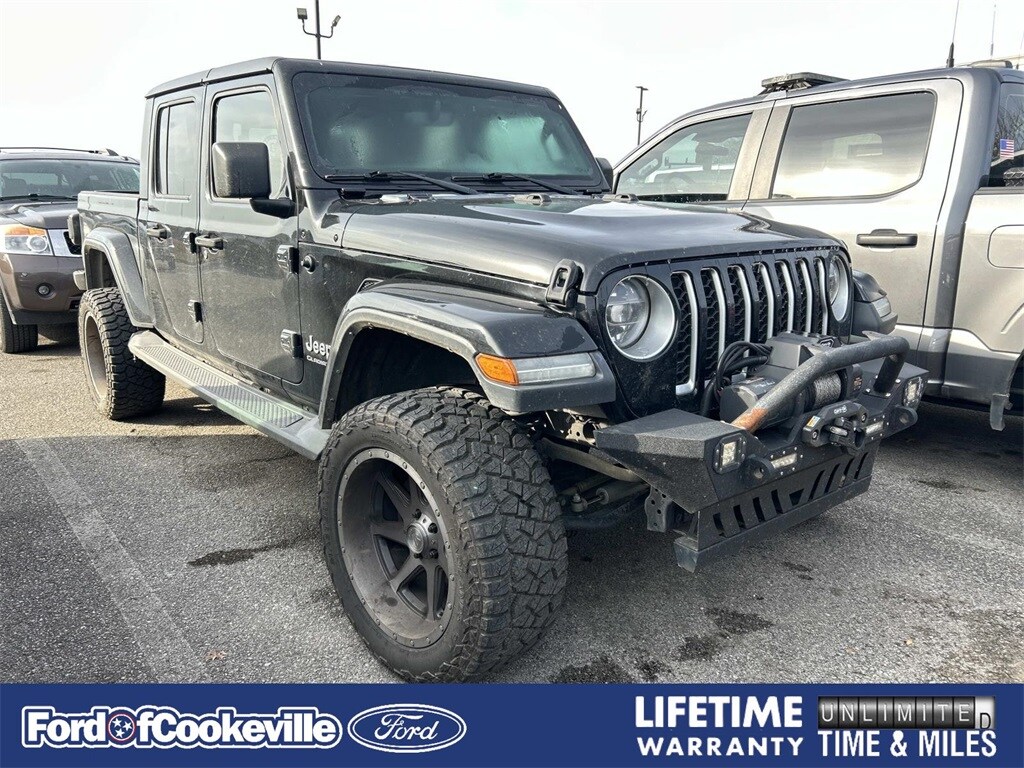 Used 2020 Jeep Gladiator Overland Truck