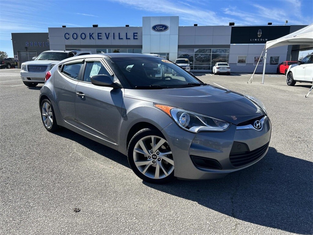 Used 2016 Hyundai Veloster Base Hatchback