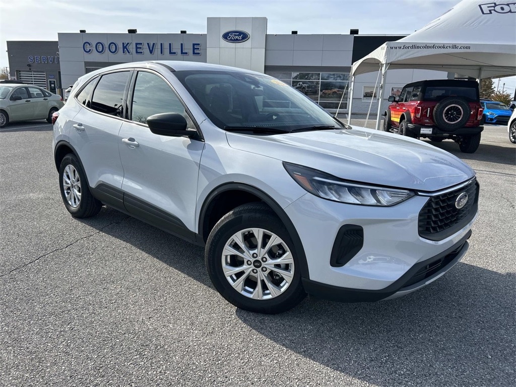 2025 Ford Escape Active's photo