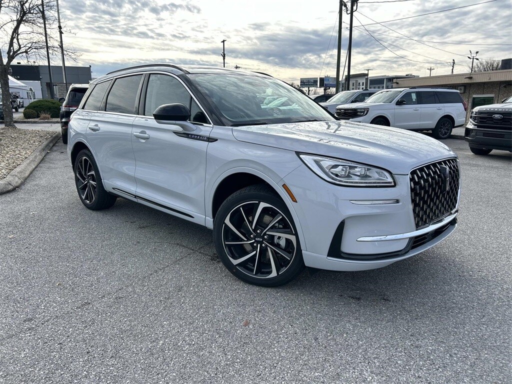 New 2026 Lincoln Corsair Plug-In Hybrid Grand Touring SUV