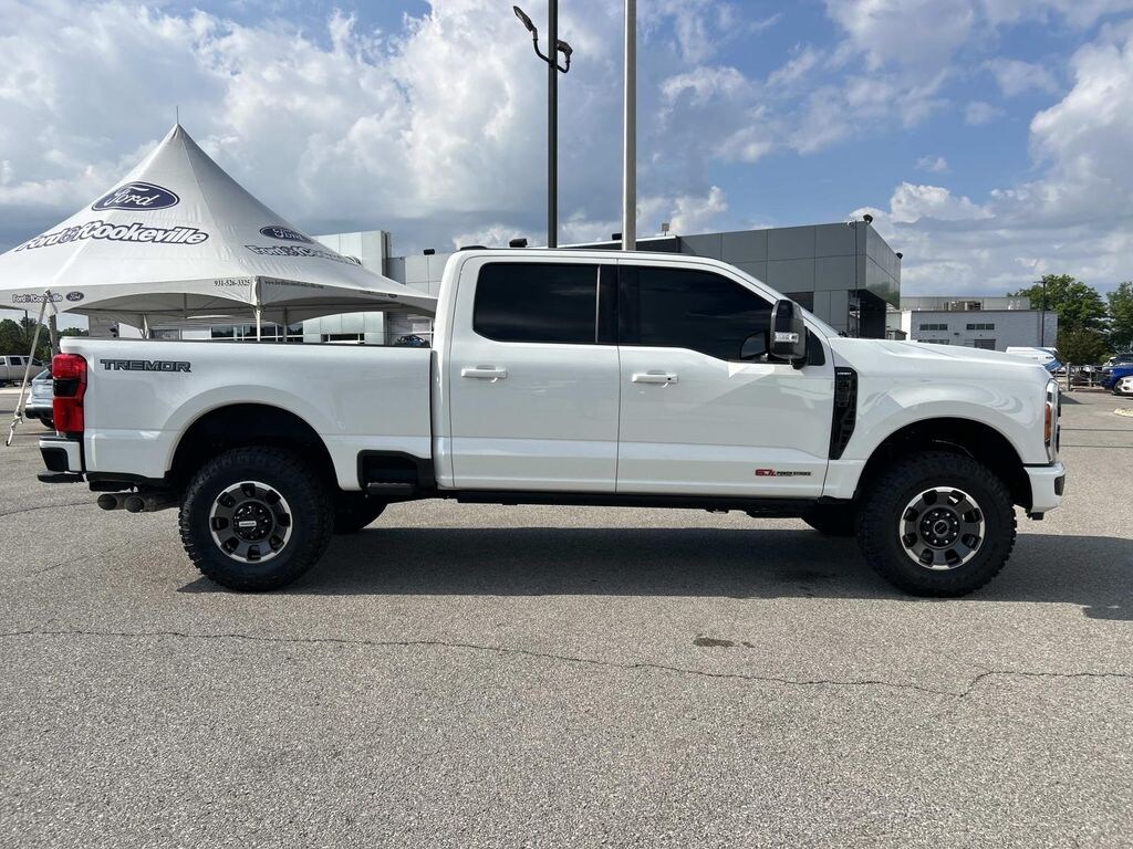 Used 2024 Ford F-350SD Lariat Truck