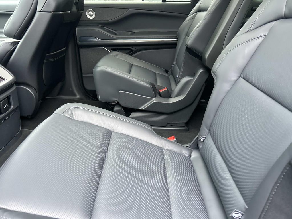 2026 Lincoln Navigator Reserve L - Photo 13