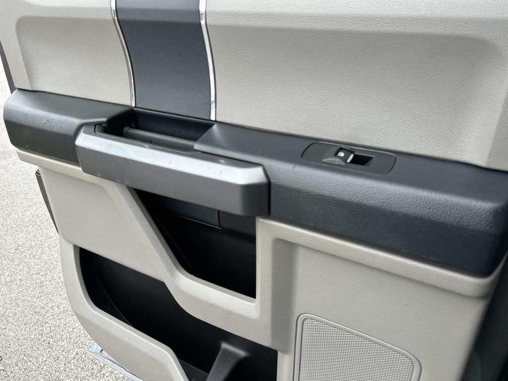 2022 Ford F-250 Super Duty XLT - Photo 17