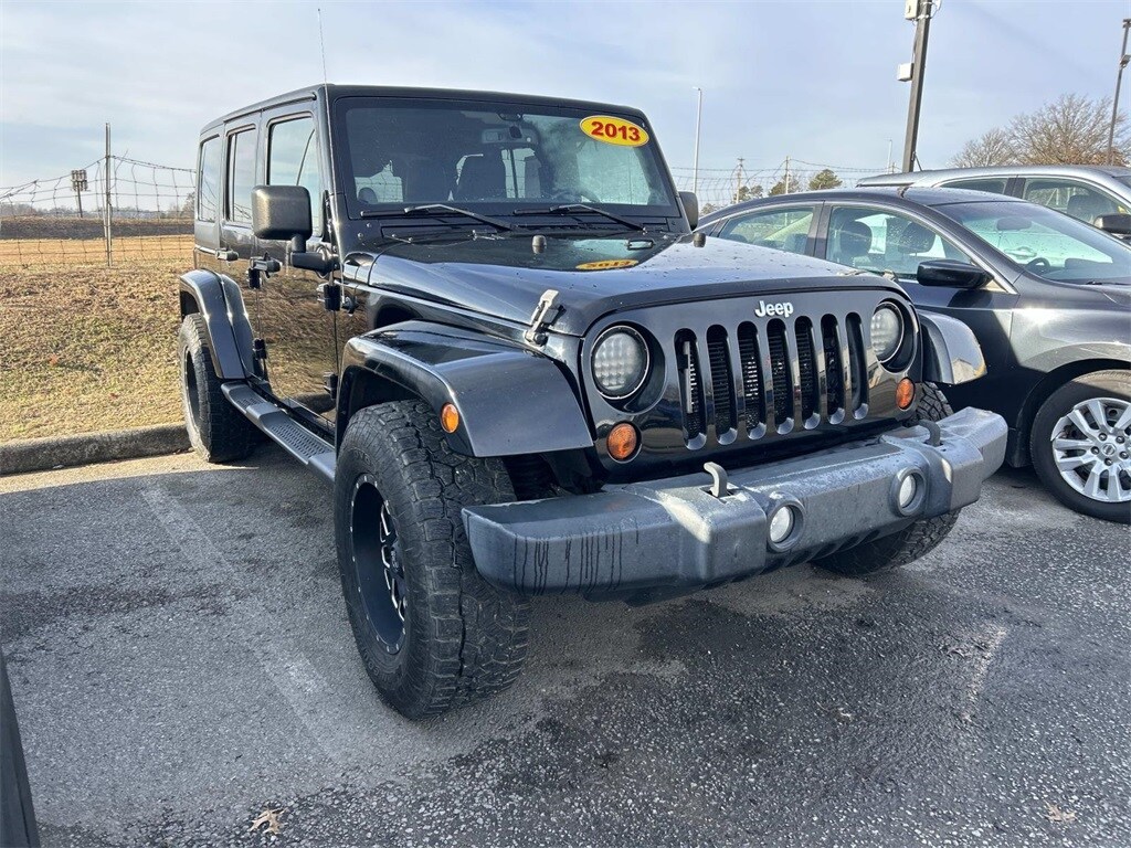 Used 2013 Jeep Wrangler Unlimited Sahara SUV