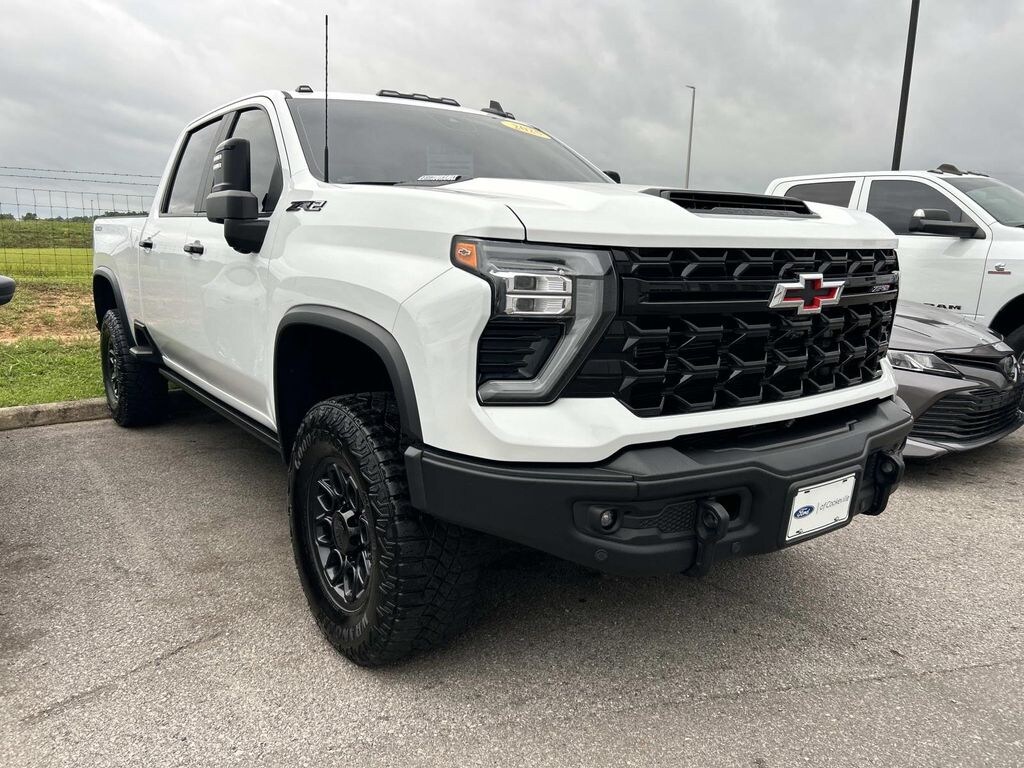 Used 2025 Chevrolet Silverado 2500HD ZR2 Truck
