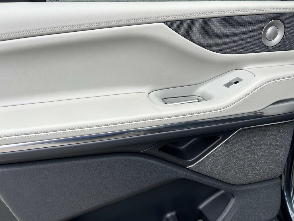 2026 Lincoln Navigator Reserve L - Photo 14