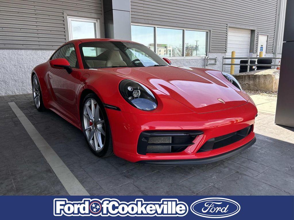 2024 Porsche 911 Carrera 4 GTS Coupe's photo