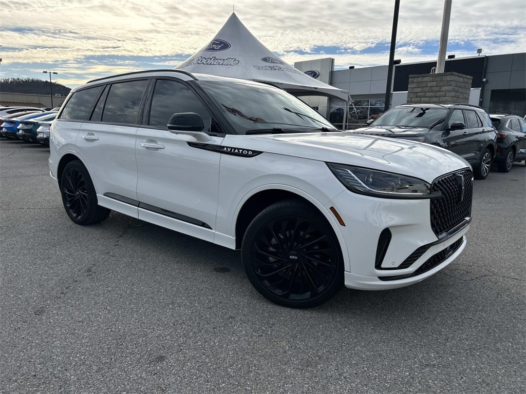2025 Lincoln Aviator Reserve's photo