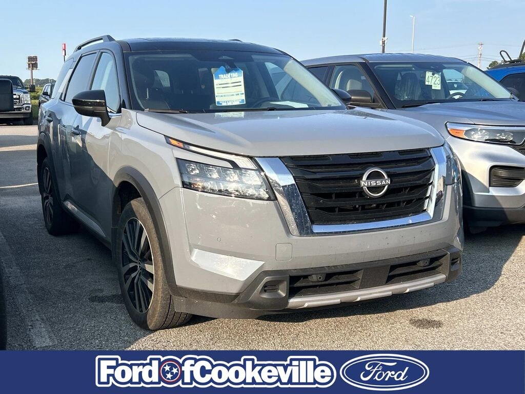 Used 2025 Nissan Pathfinder Platinum SUV