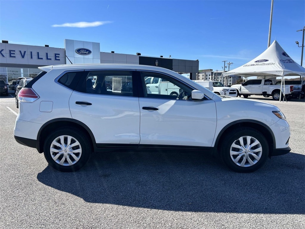 Used 2016 Nissan Rogue S SUV