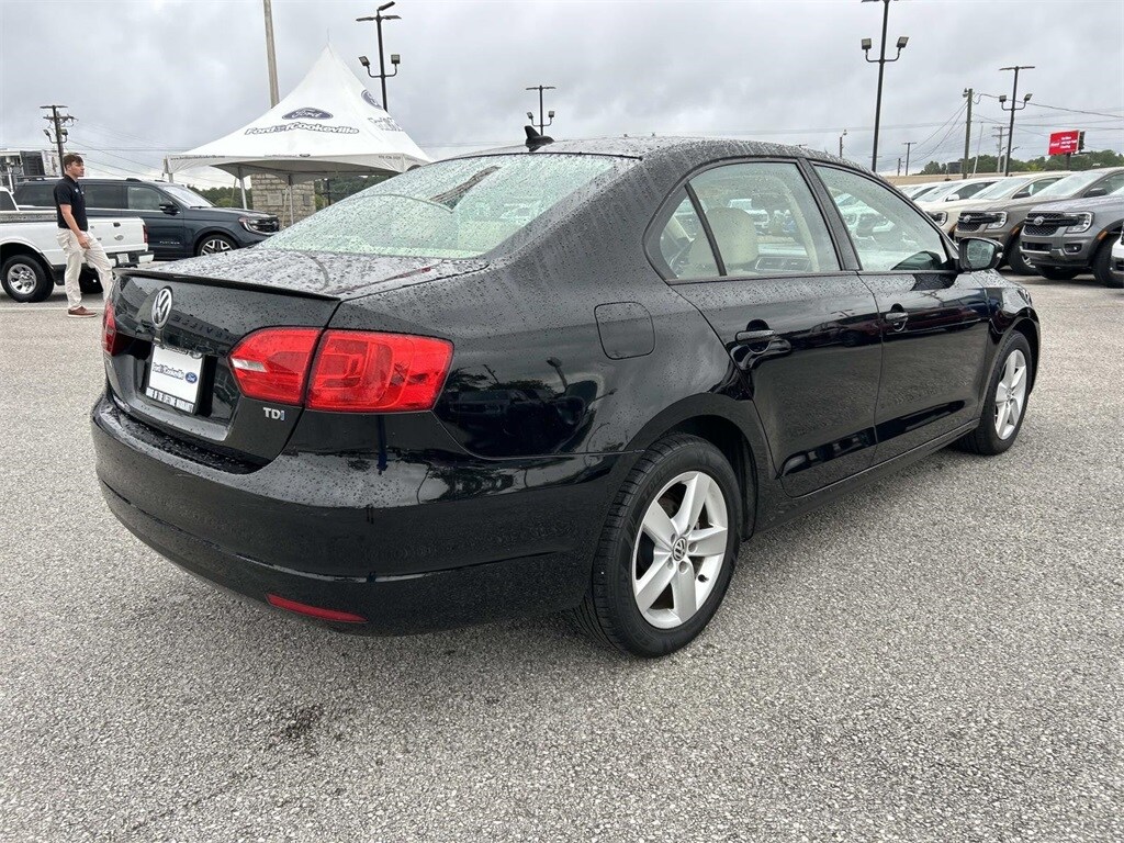 Used 2012 Volkswagen Jetta TDI Sedan