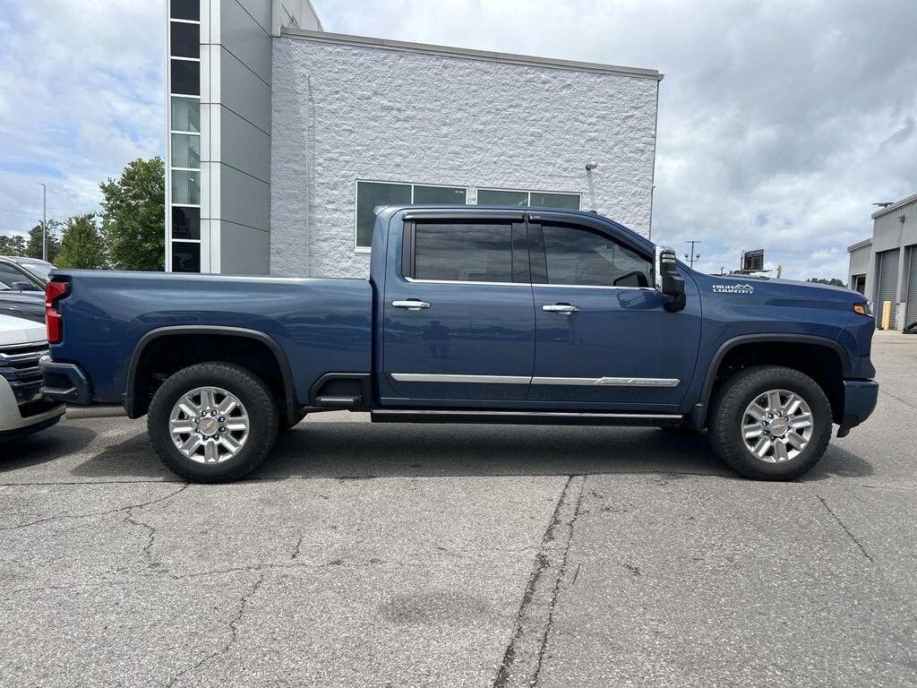 Used 2025 Chevrolet Silverado 2500HD High Country Truck