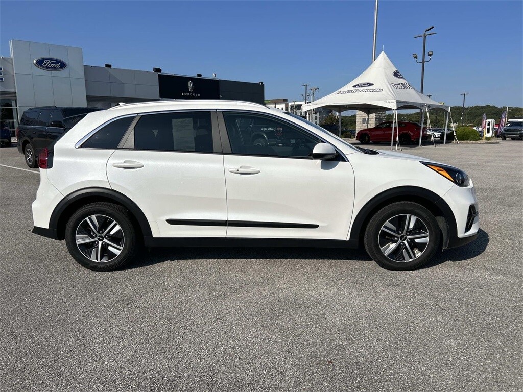 Certified 2022 Kia Niro LXS SUV