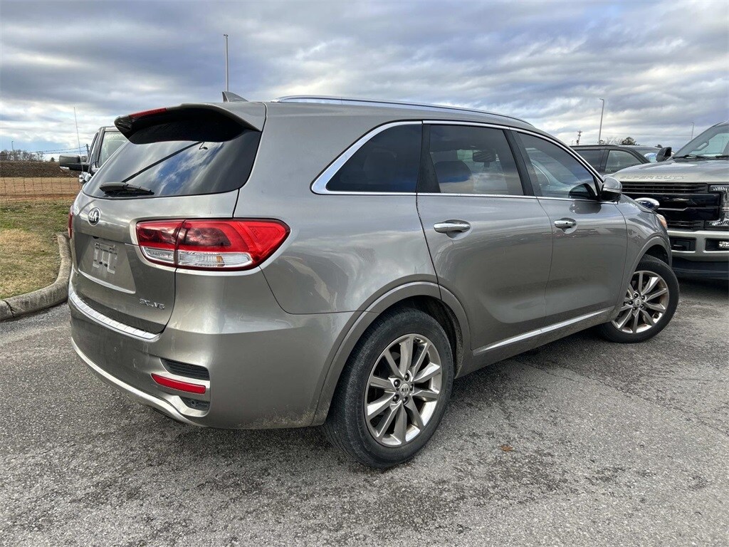 Used 2016 Kia Sorento SX Limited SUV