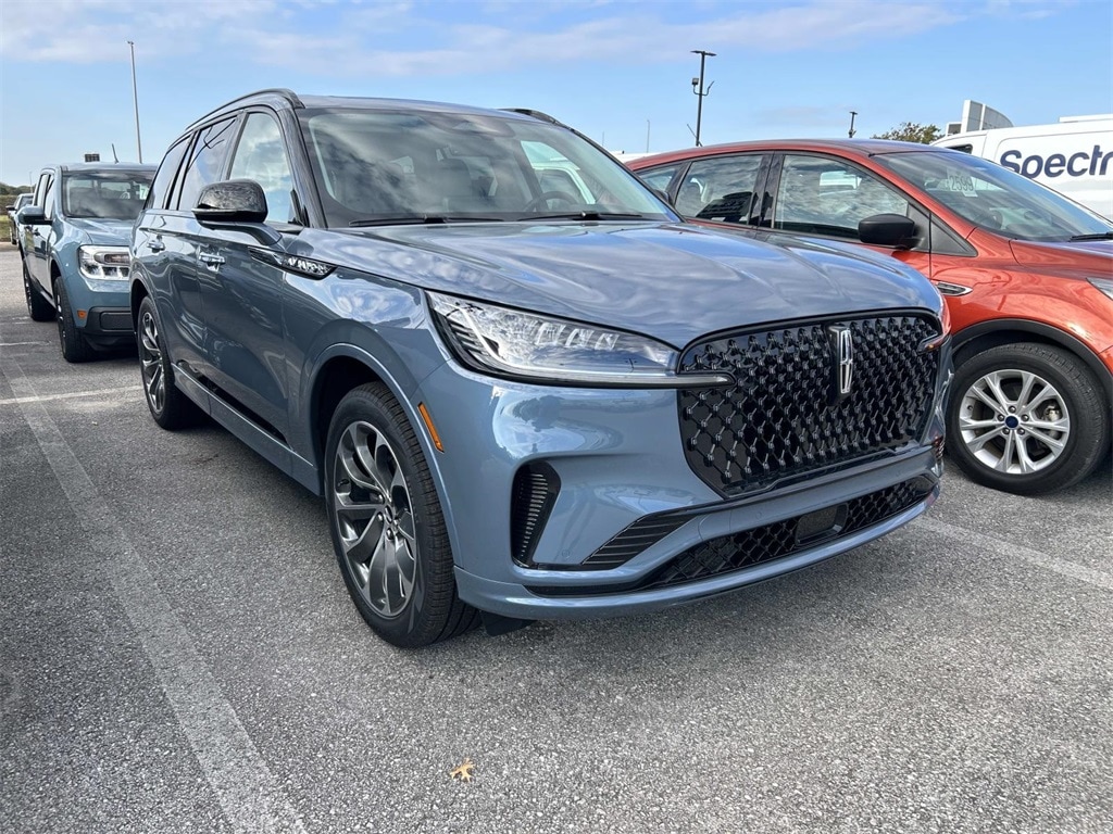 New 2026 Lincoln Aviator Premiere SUV