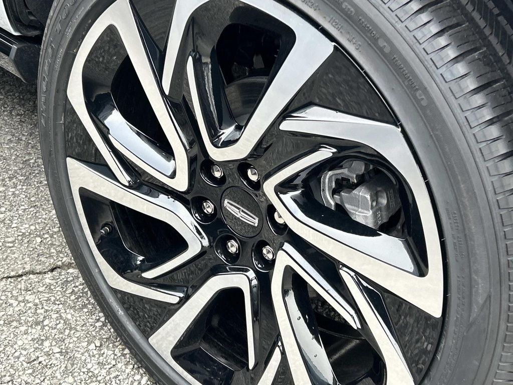 2026 Lincoln Navigator Reserve L - Photo 10