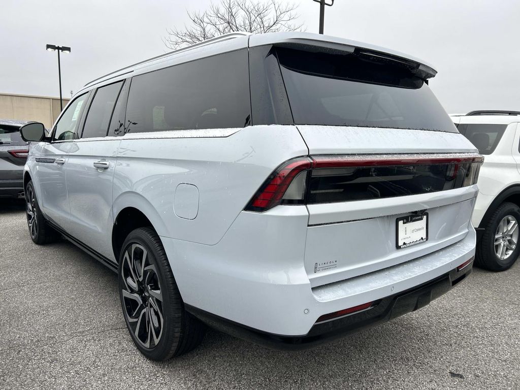2026 Lincoln Navigator Reserve L - Photo 5