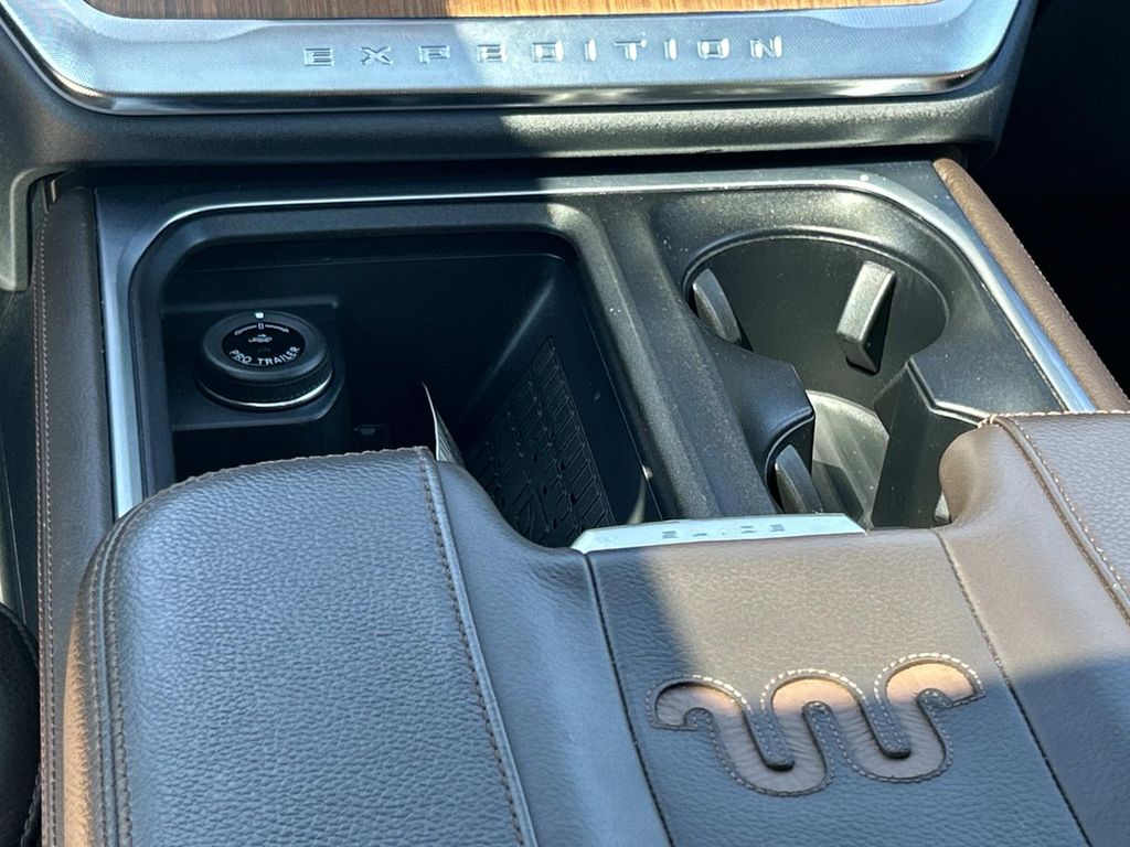 2025 Ford Expedition King Ranch - Photo 16