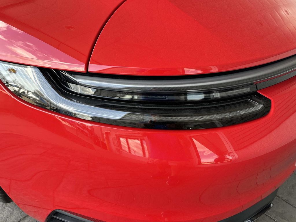 2024 Porsche 911 GTS - Photo 10