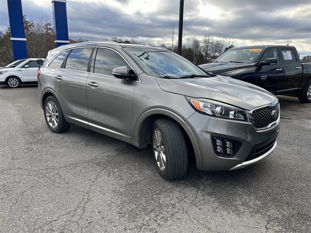 Used 2016 Kia Sorento SX Limited SUV