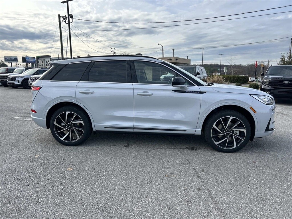 New 2026 Lincoln Corsair Plug-In Hybrid Grand Touring SUV