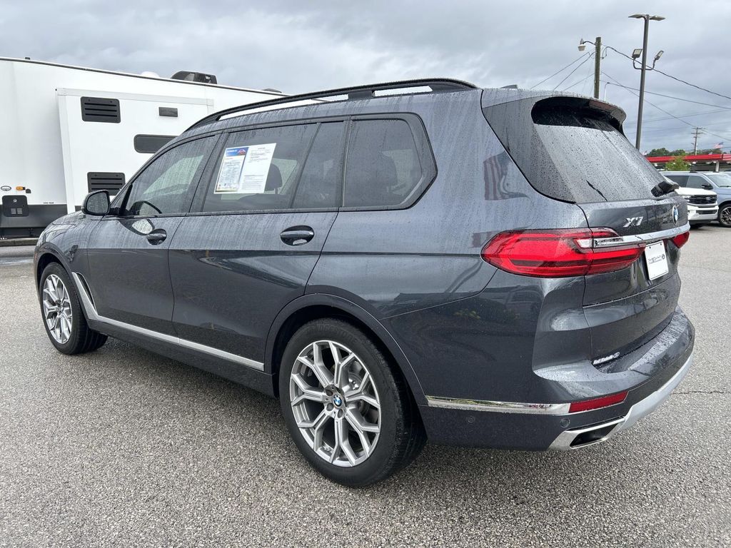 2021 BMW X7 40i - Photo 6