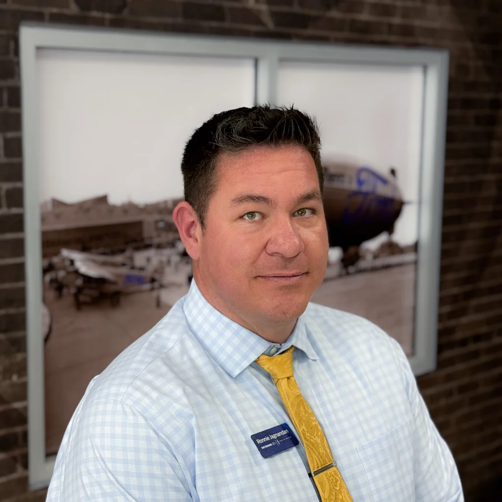 Staff member Ronnie Jagnandan from ID_fe283402550b