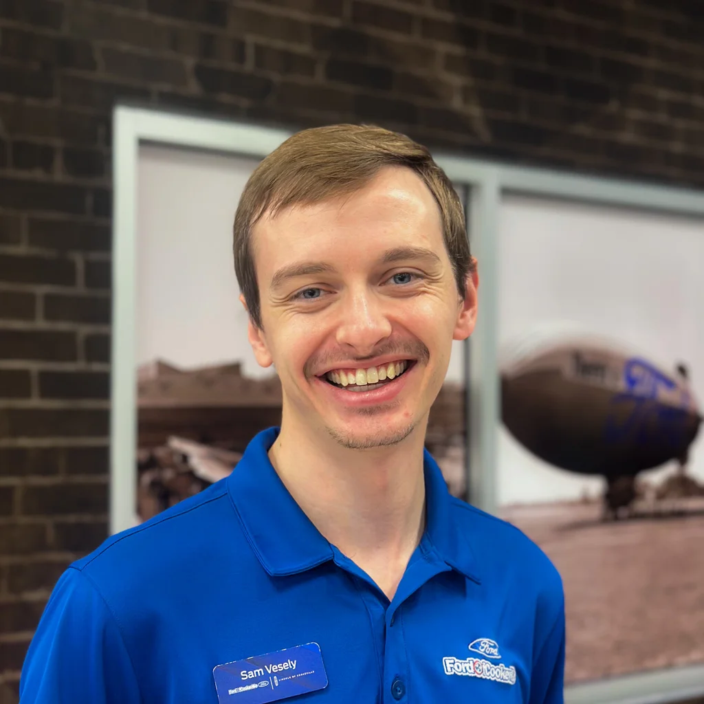 Staff member Sam Vesely from ID_6ea8e8dcbf2c