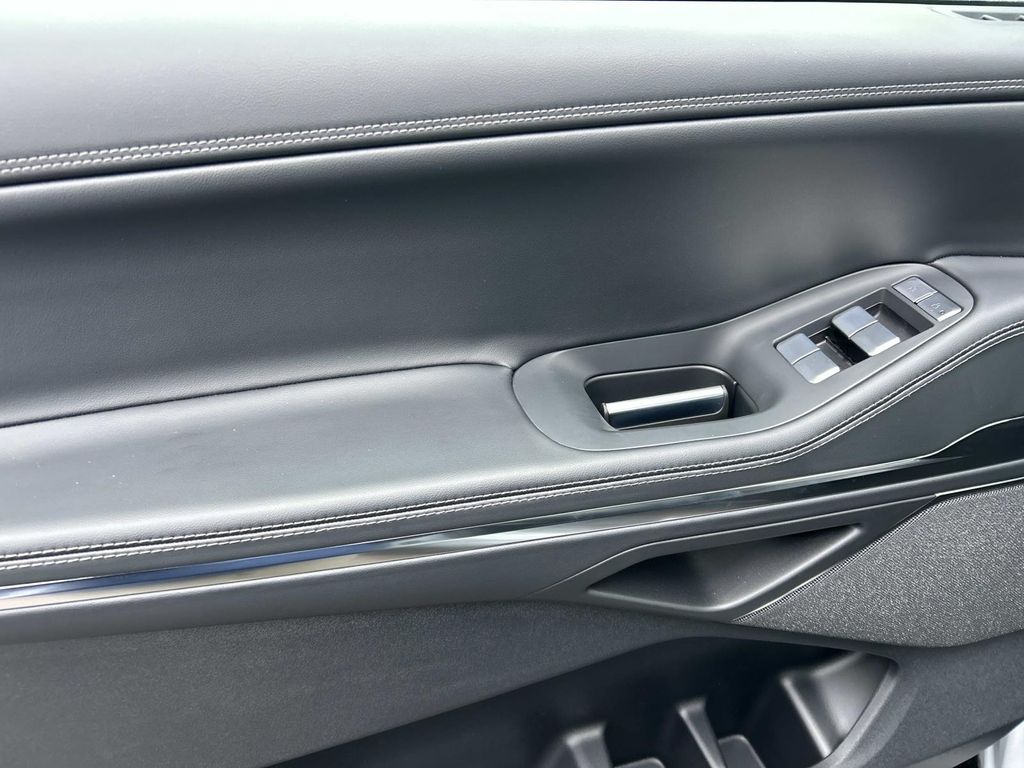 2026 Lincoln Navigator Reserve L - Photo 17