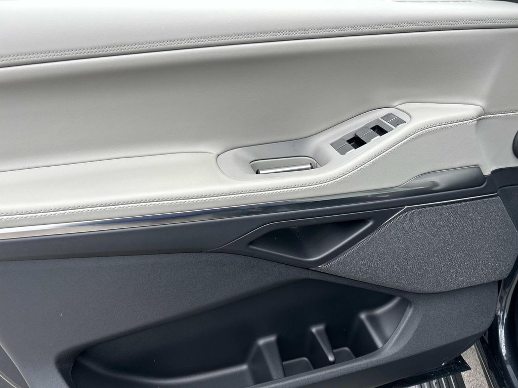 2026 Lincoln Navigator Reserve L - Photo 19
