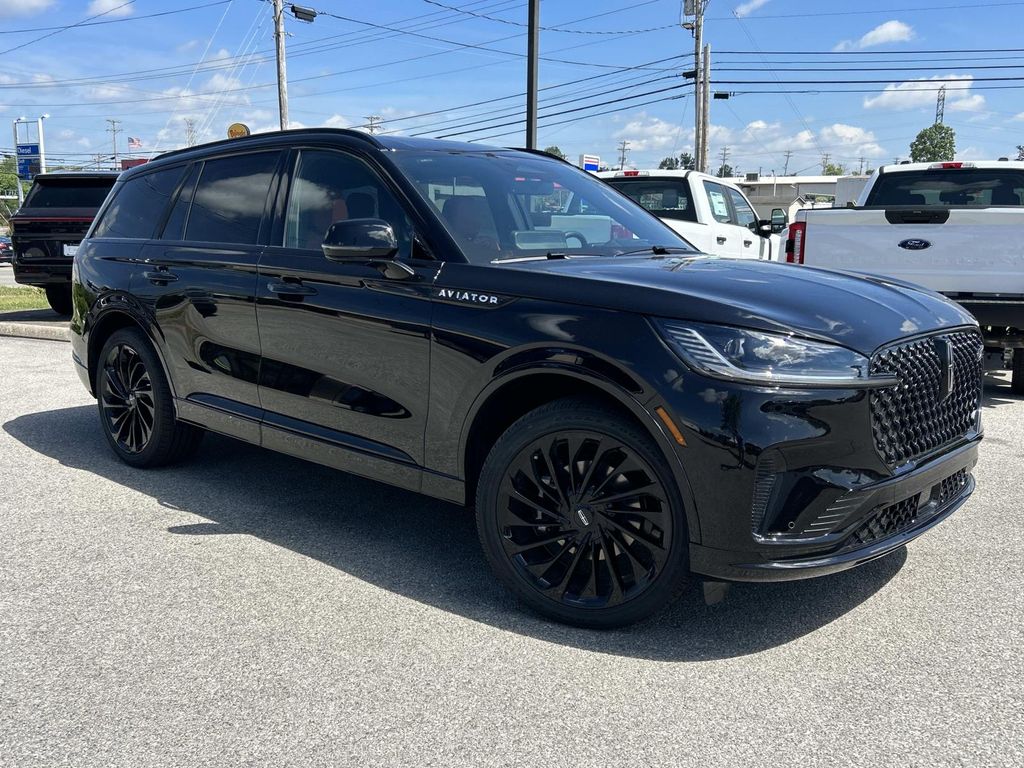 2026 Lincoln Aviator Reserve AWD's photo