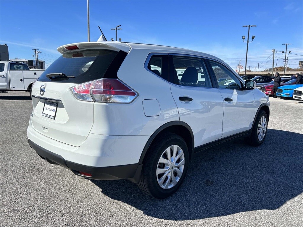 Used 2016 Nissan Rogue S SUV