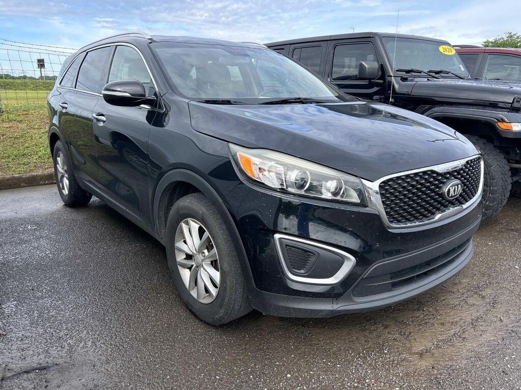 Used 2017 Kia Sorento LX SUV