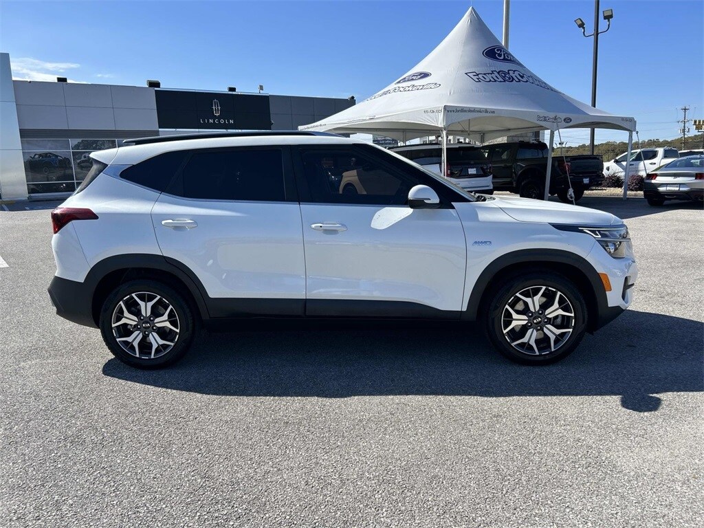 Used 2021 Kia Seltos EX SUV