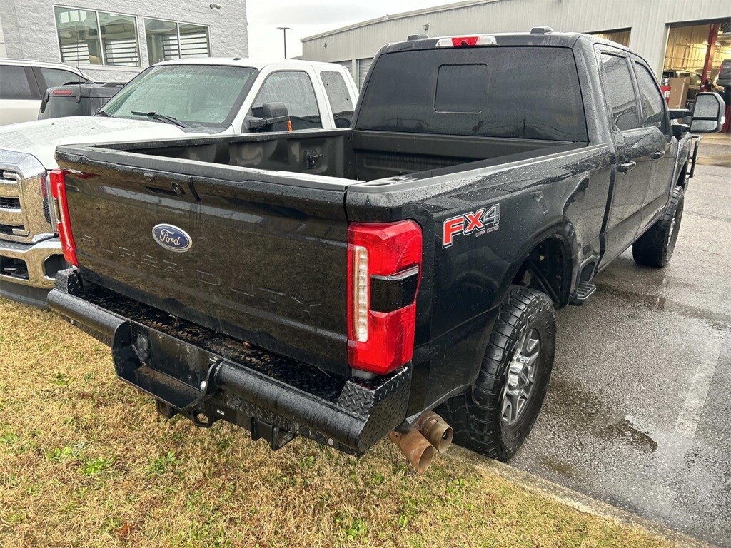 Used 2023 Ford F-250SD Lariat Truck