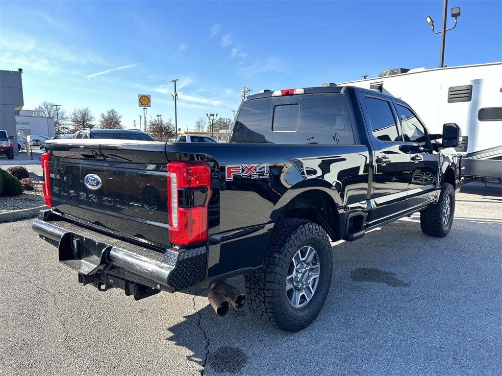 Used 2023 Ford F-250SD Lariat Truck