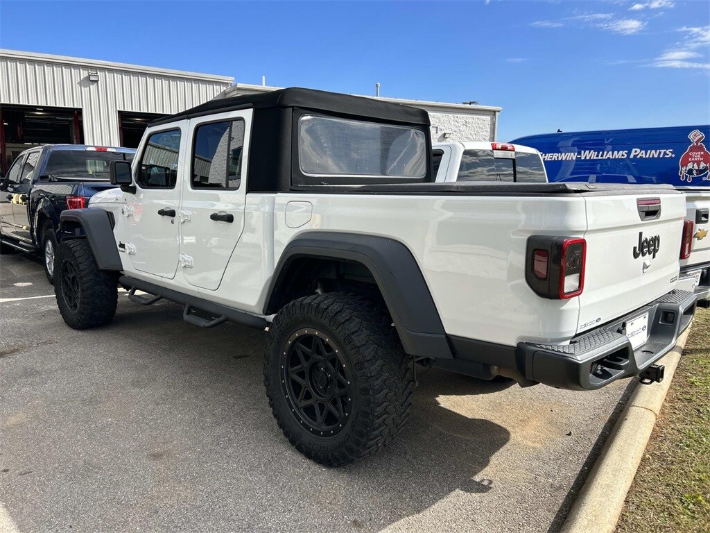 Used 2020 Jeep Gladiator Sport Truck