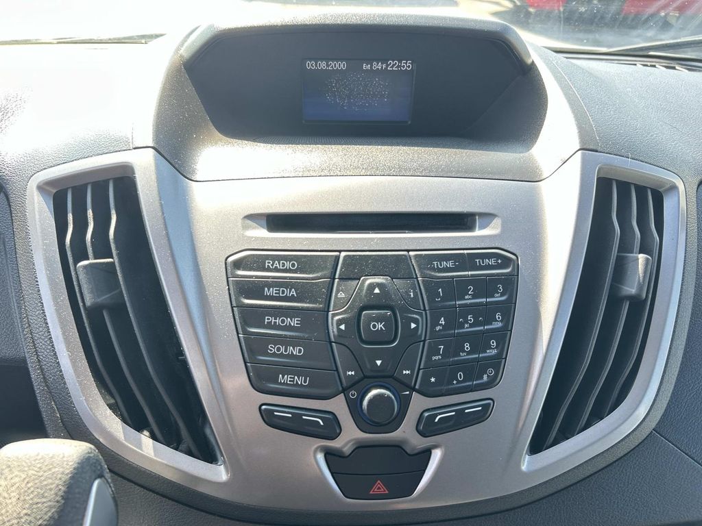 2015 Ford Transit XLT - Photo 24