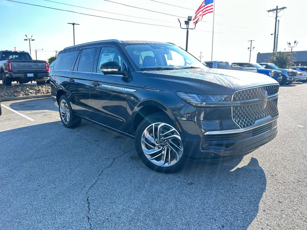 2025 Lincoln Navigator