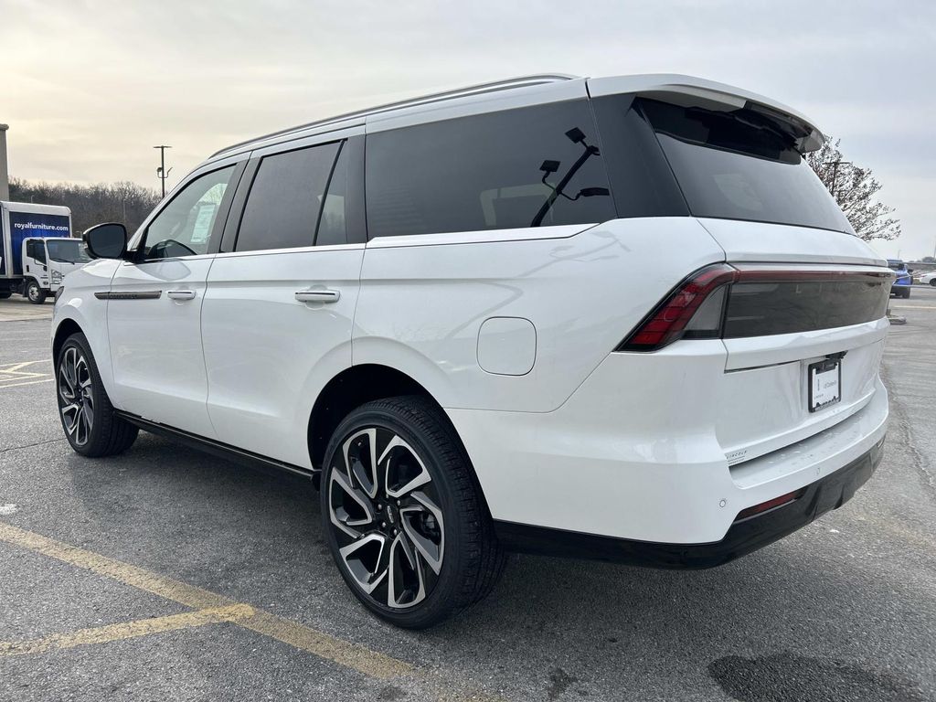 2026 Lincoln Navigator Reserve - Photo 6