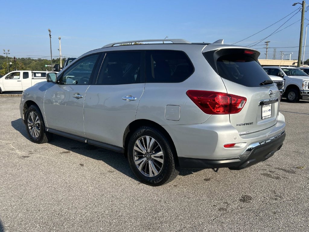 Used 2019 Nissan Pathfinder SL SUV
