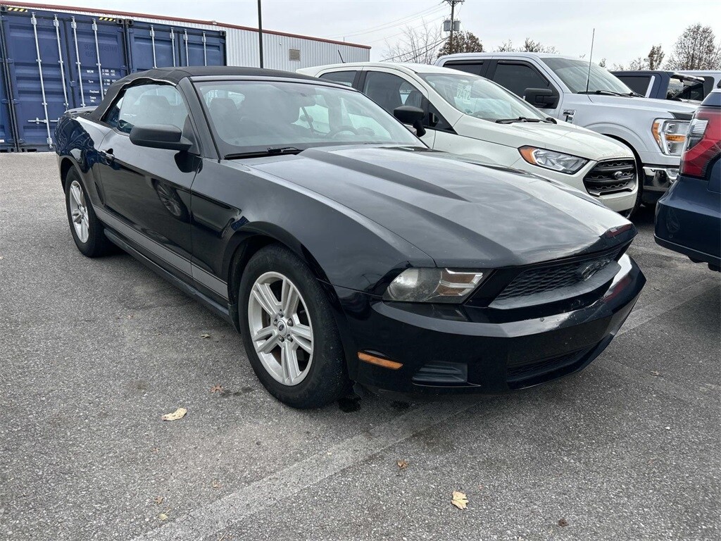 Used 2012 Ford Mustang V6 Convertible