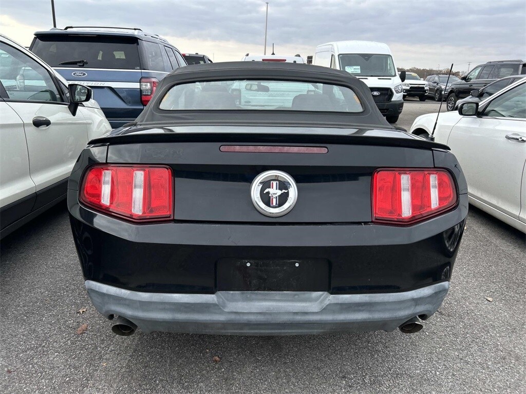 Used 2012 Ford Mustang V6 Convertible