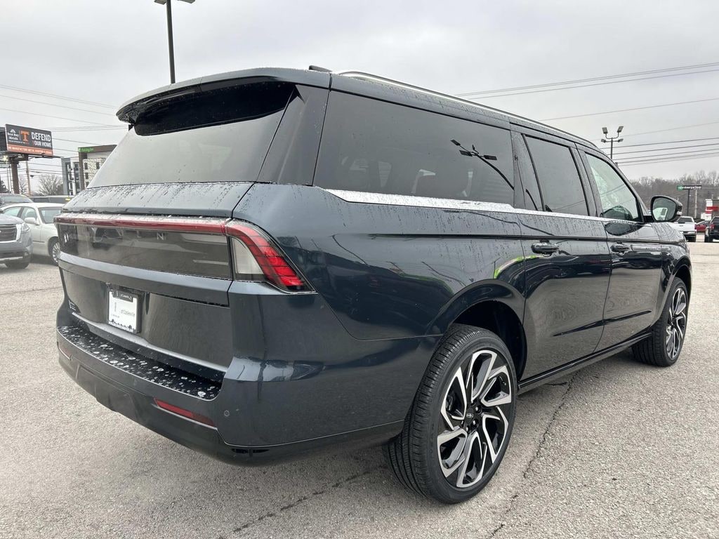 New 2026 Lincoln Navigator L Reserve SUV