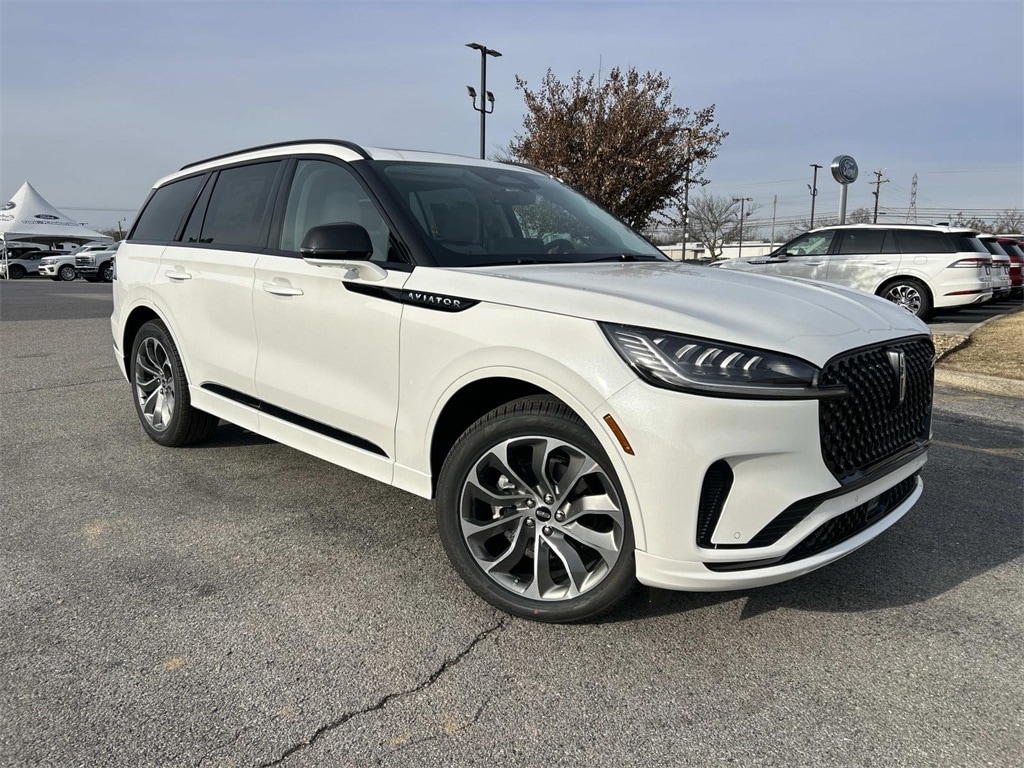 2026 Lincoln Aviator Premiere's photo