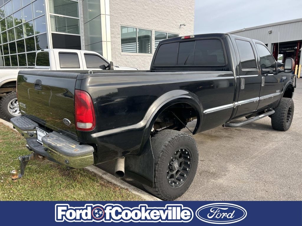 Used 2005 Ford F-250SD Lariat Truck