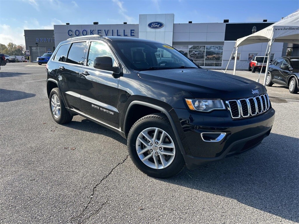 Used 2017 Jeep Grand Cherokee Laredo SUV